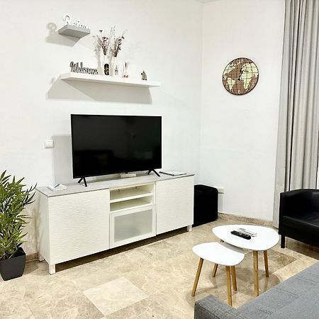 Apartamento Acogedor Y Moderno En Pleno Centro De Sevilla Con Parking Gratis Екстер'єр фото