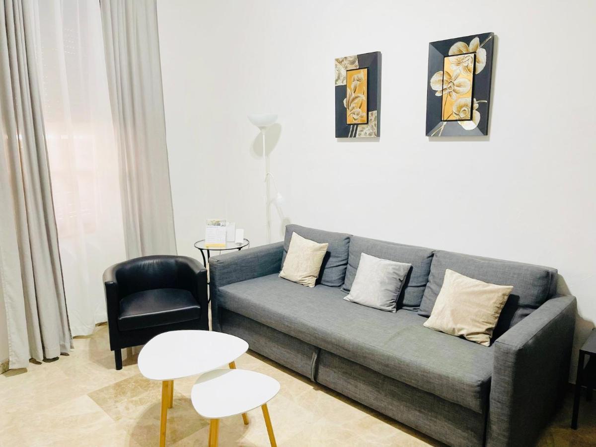 Apartamento Acogedor Y Moderno En Pleno Centro De Sevilla Con Parking Gratis Екстер'єр фото