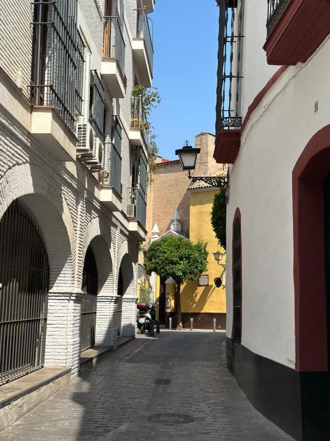Apartamento Acogedor Y Moderno En Pleno Centro De Sevilla Con Parking Gratis Екстер'єр фото