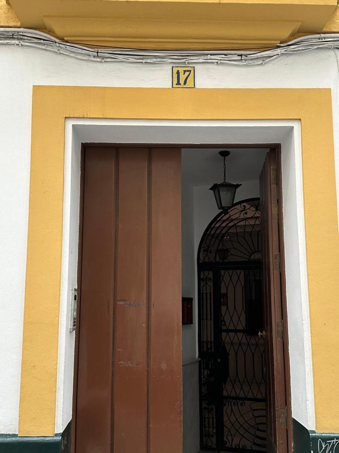 Apartamento Acogedor Y Moderno En Pleno Centro De Sevilla Con Parking Gratis Екстер'єр фото