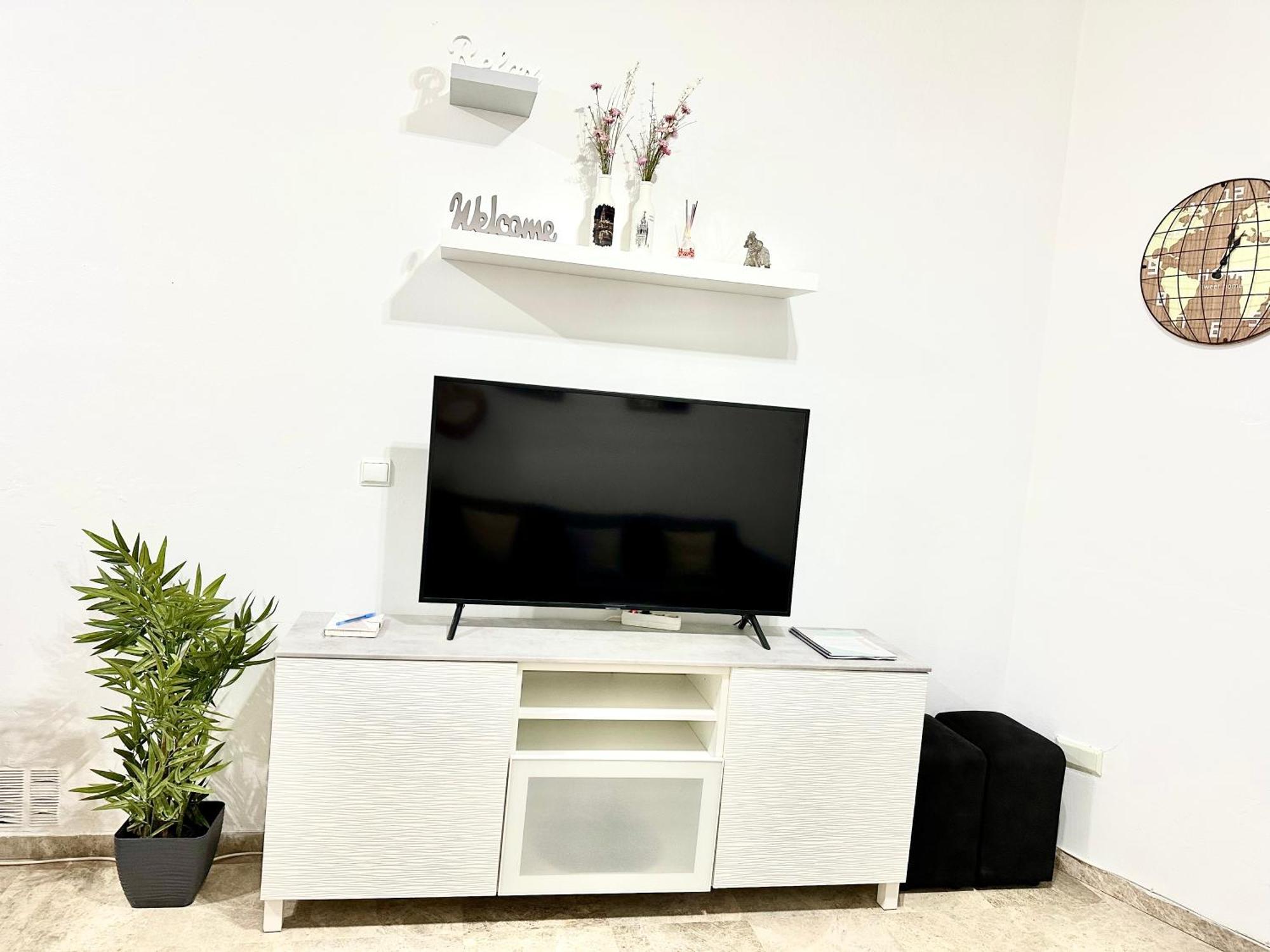Apartamento Acogedor Y Moderno En Pleno Centro De Sevilla Con Parking Gratis Екстер'єр фото